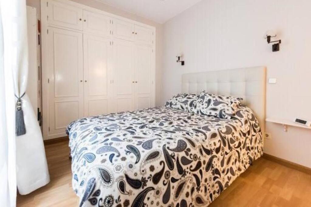 Luminoso Apartamento En Lavapies-Tirso De Molina Мадрид Екстер'єр фото