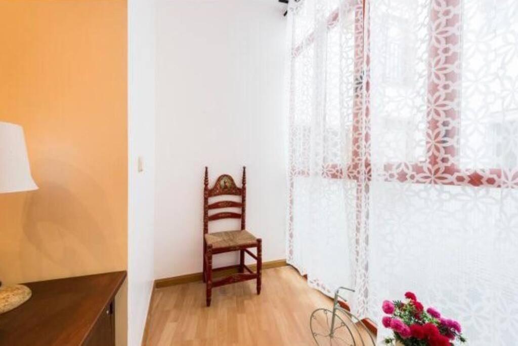 Luminoso Apartamento En Lavapies-Tirso De Molina Мадрид Екстер'єр фото
